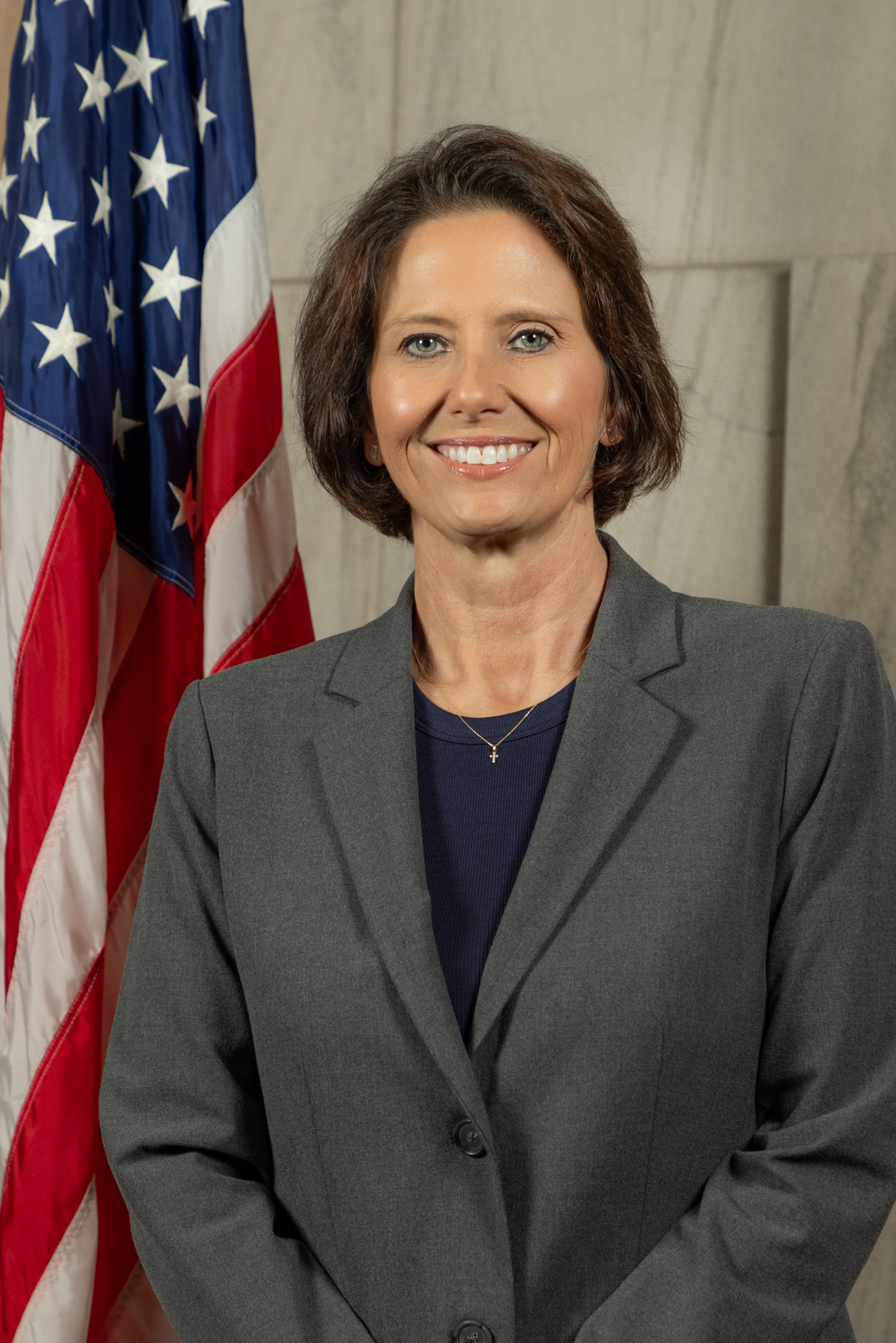 Leslie Whitten